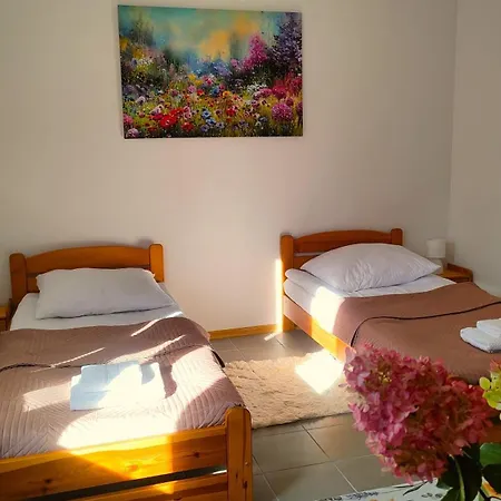 Bialy - Bauernhof Nielbark